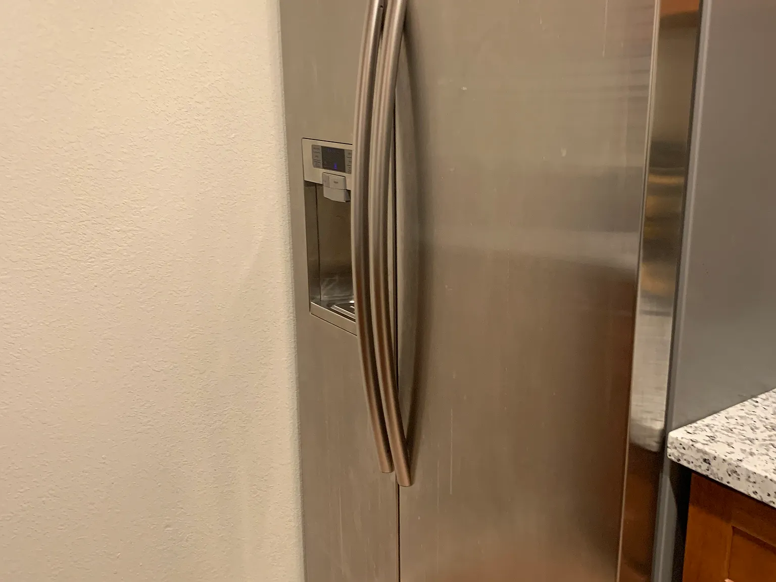 2 bed, 750 sqft, $1,700 — Photo 2