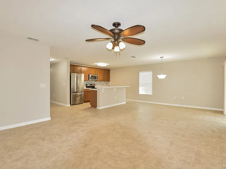 1574 Brandywine Dr — Photo 5