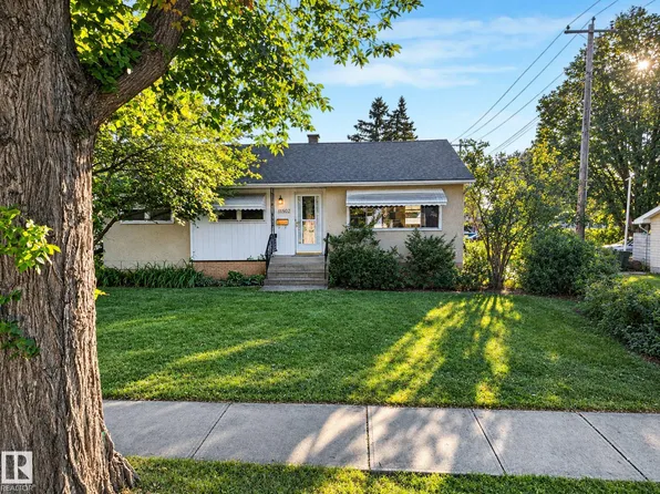 11507 135th St NW, Edmonton, AB T5M 1K9