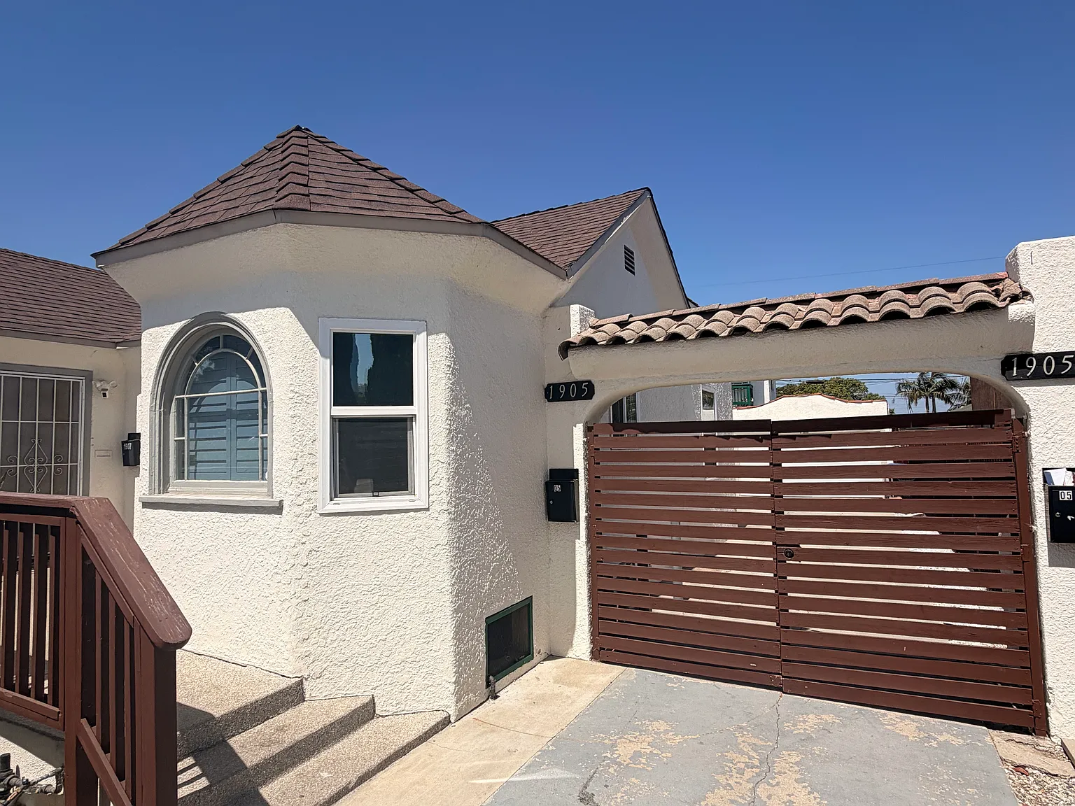 4 bed, 2000 sqft, $4,500 — Photo 2