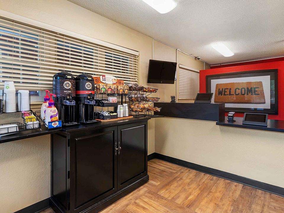 Free Grab-and-Go Breakfast