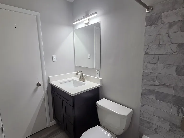 2131 S Yates St — Photo 10