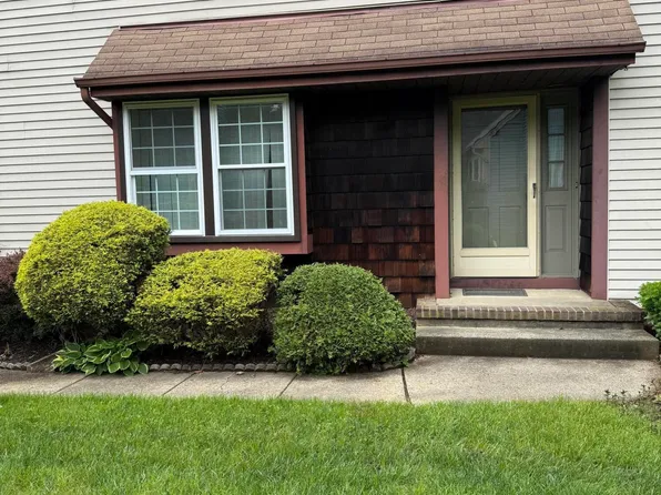 145 Concordia Circle #A, Monroe, NJ 08831