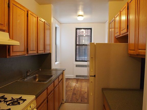 4th image of 83-02 Cornish Ave #2A