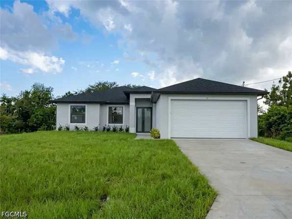 419 Yolanda St, Lehigh Acres, FL 33972