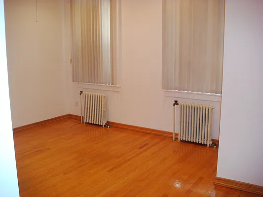 Rented by Avanguard Realty Corp | media 2