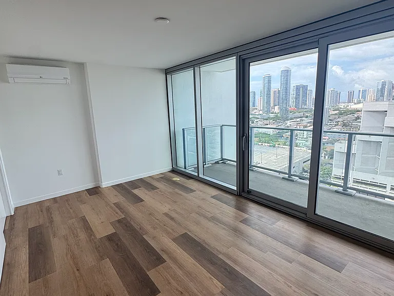 1500 Rycroft St #1010 — Photo 3