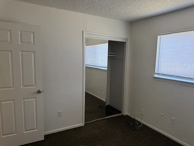 3048 Harris Ave — Photo 11