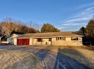 6501 Sunset Dr, Two Rivers, WI 54241