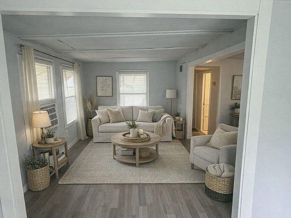 2nd image of 1002 Locke St #84