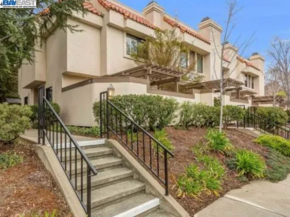 533 Churchill Downs Ct, Walnut Creek, CA 94597