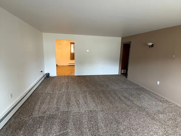 324 1st Ave East, 324 1st Ave E #2, Columbia Falls, MT 59912