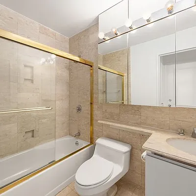 Rented by Douglas Elliman | media 20