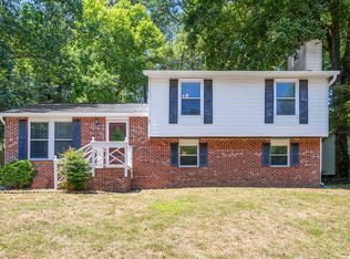 7313 Summerland Dr, Raleigh, NC 27612