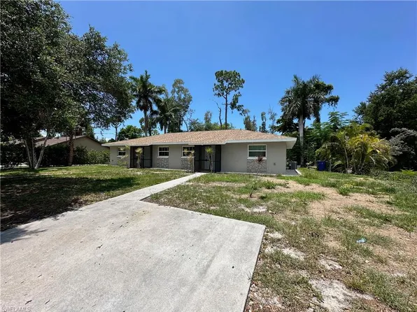 17396 E Carnegie Cir, Fort Myers, FL 33967