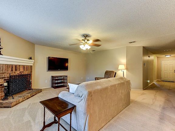 4th image of 1208 Starpoint Ln