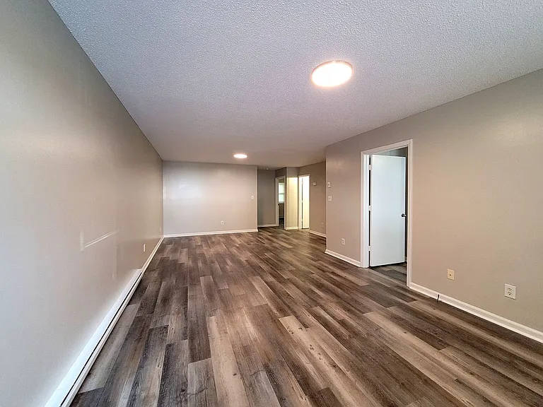 205 E. Guilford St — Photo 3