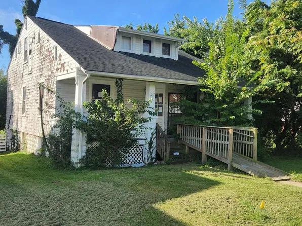 2403 Oswego Ave, Baltimore, MD 21215