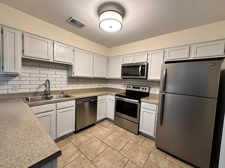 6951 Wright Way Dr — Photo 10