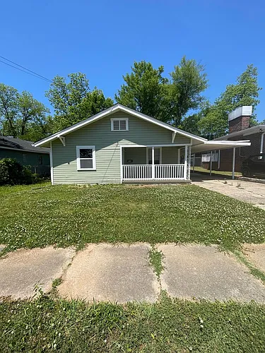 704 61st St Photo 1