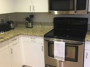 1424 Barcelona Way, Weston, FL 33327