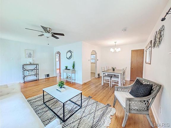 5th image of 8421 Betty Lee Ave