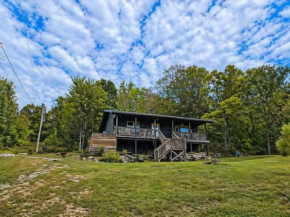 146 Community Dr, Mountain View, AR 72560