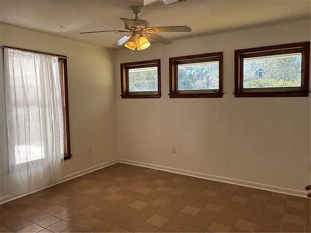 722 S Harrison St — Photo 10