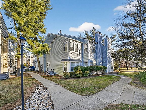 5th image of 150 Driftwood Ct #283