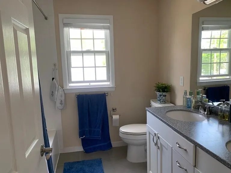35 Summit Ave — Photo 8