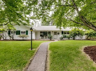 2720 Country Ln, Eugene, OR 97401