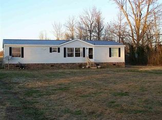 2121 Juno Bargerton Rd, Lexington, TN 38351