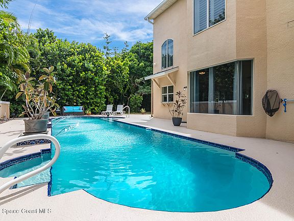 5th image of 5085 Palm Dr