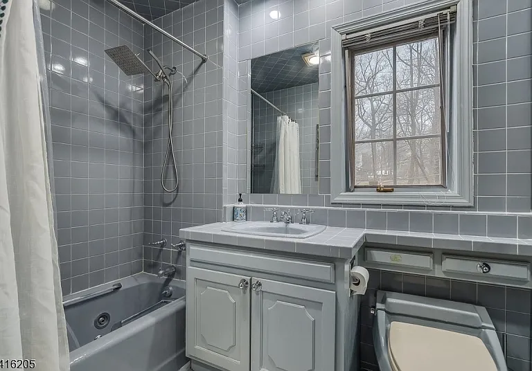 123 Wyoming Ave — Photo 27