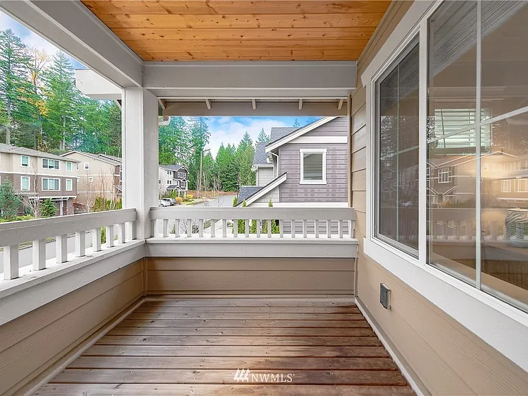 23372 SE 4th Pl — Photo 15
