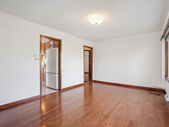 4th image of 10506 Emberwood Dr