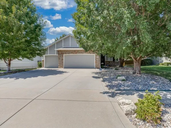 1201 N Beau Jardin St, Derby, KS 67037