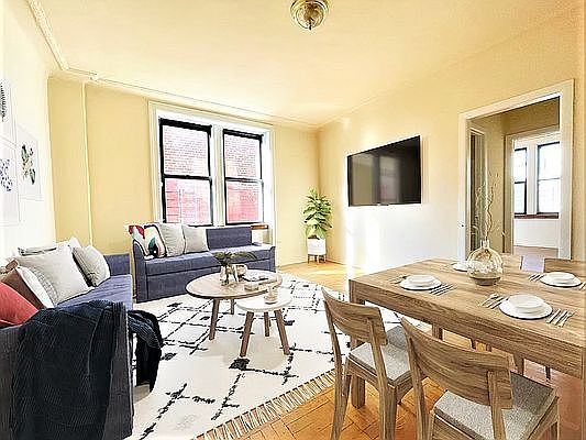 1st image of 3657 Broadway #58
