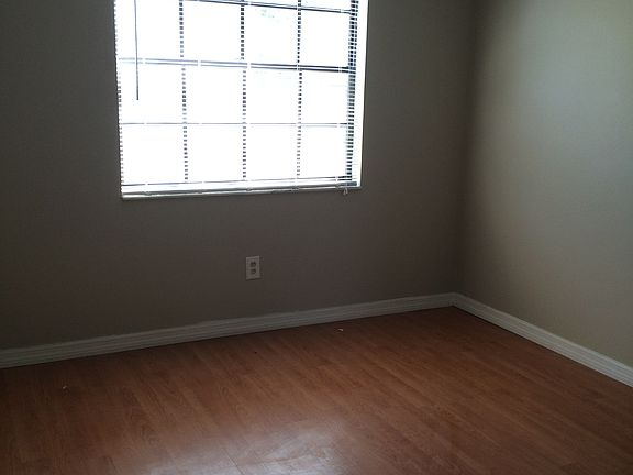 upstairs bedroom 1