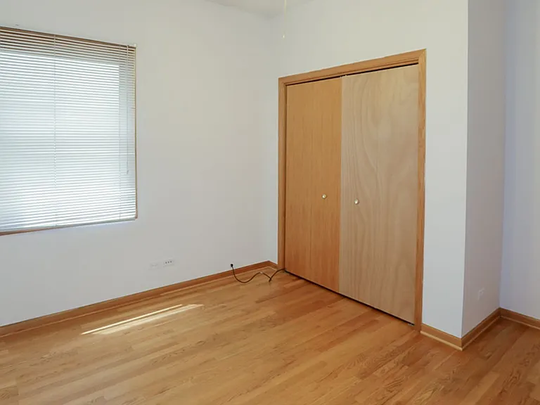 2719 N Wayne Ave — Photo 21