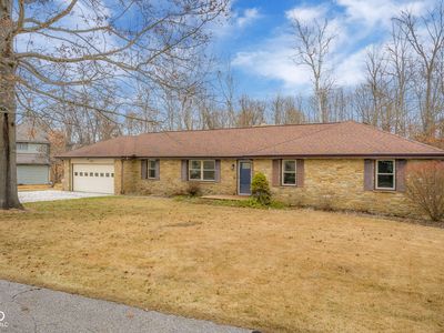641 Terrace Lake Dr, Columbus, IN, 47201