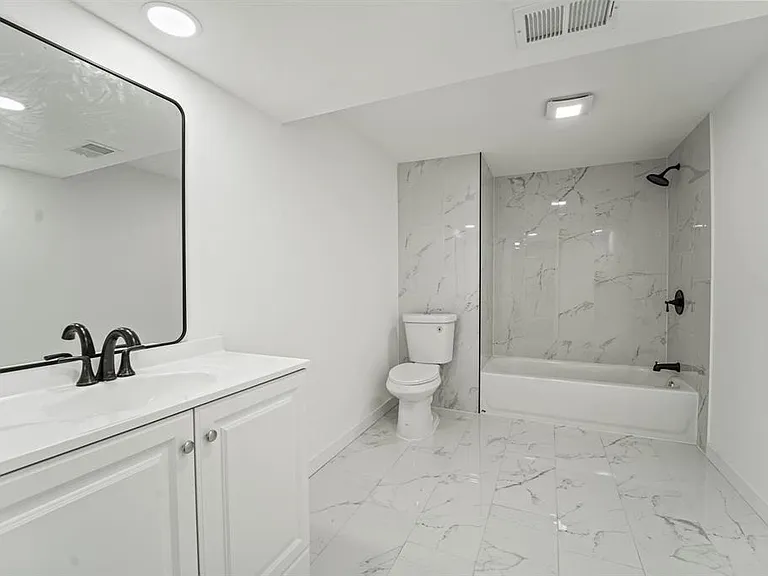 110 Mill St — Photo 7