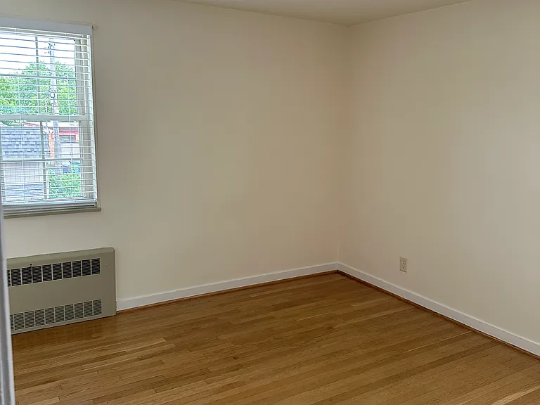 454 Bernhardt Dr #6 — Photo 8