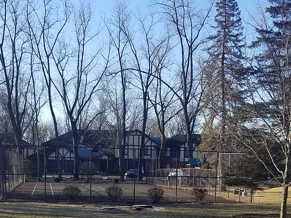 4th image of 11240 Sycamore Ln #60A