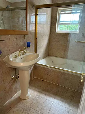 Sold by Remax Real Estate Professionals | media 5