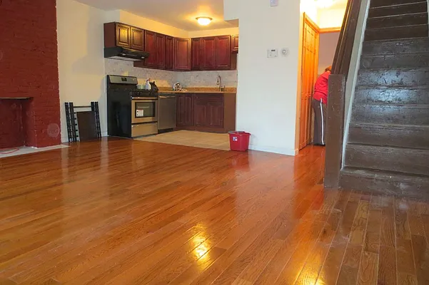 Rented by Corcoran | media 27