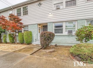 5026 NE 31st Ave APT 9, Portland, OR 97211