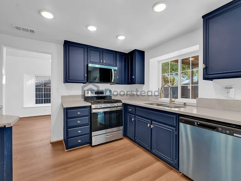 26150 Coronada Dr — Photo 13