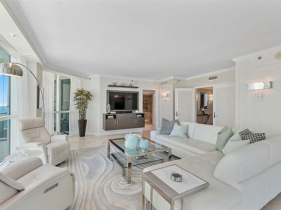 4th image of 101 S Fort Lauderdale Beach Boulevard #1106