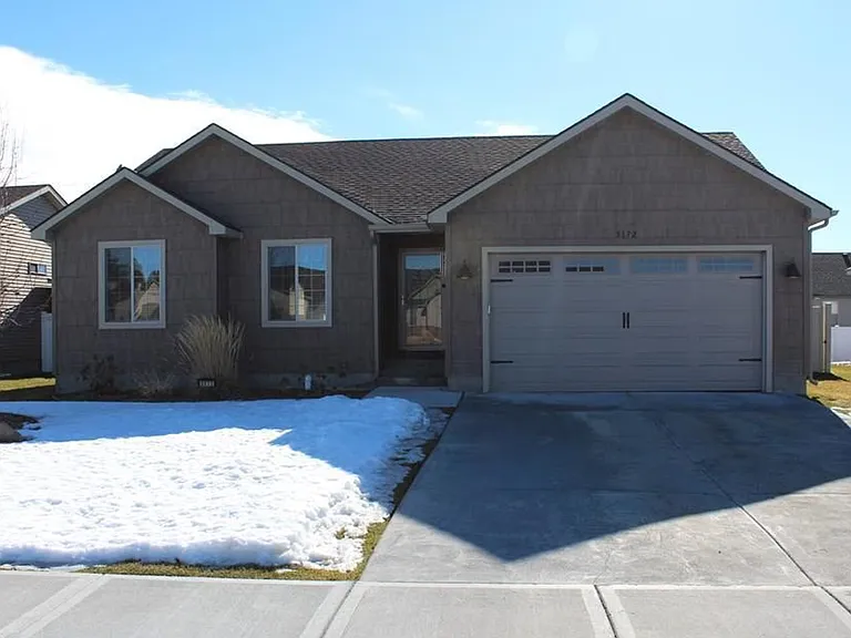 5172 Ryanne Way — Photo 1